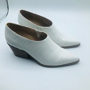 Elizabeth &James Women's‎  White Ankle Boots Size 7.5